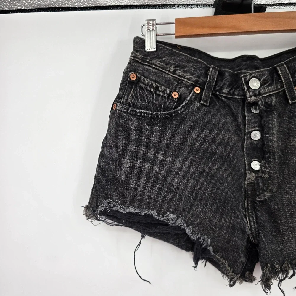 Levis‎ 501 Original High Rise Button Fly Black Denim Cut Off Shorts Womens 27